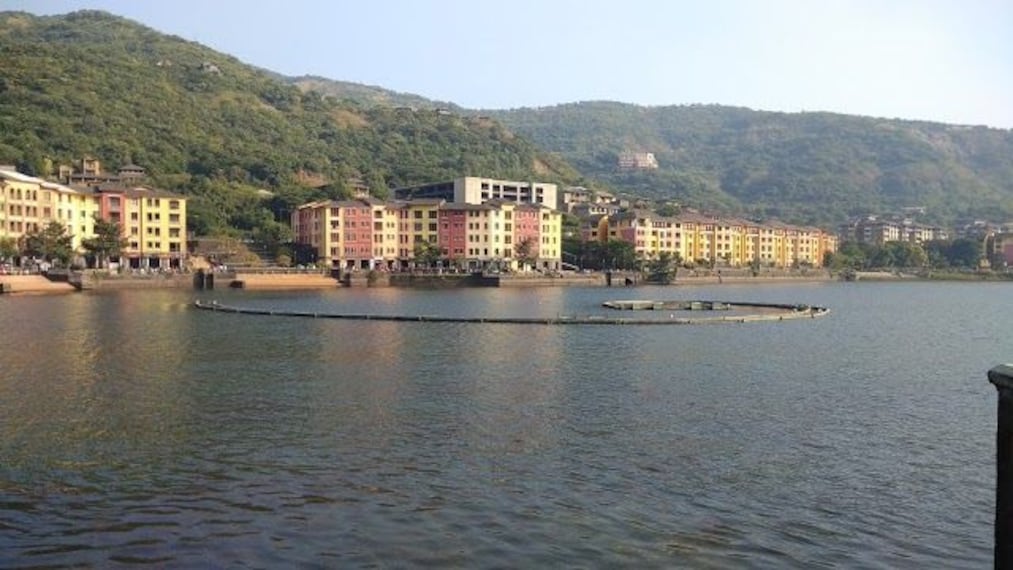 Revival Restaurant-2